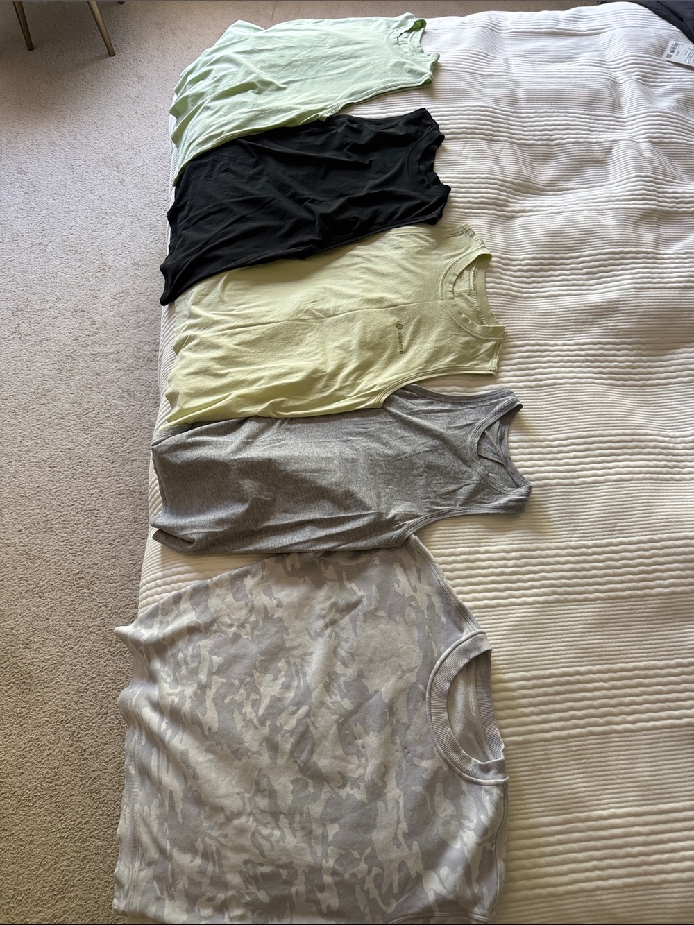EUC ‘lululemon athletica’ tops bundle!